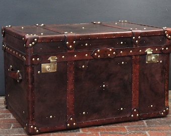 English Luxury Leather  Steamer Trunk Coffee Table Bed End Chest