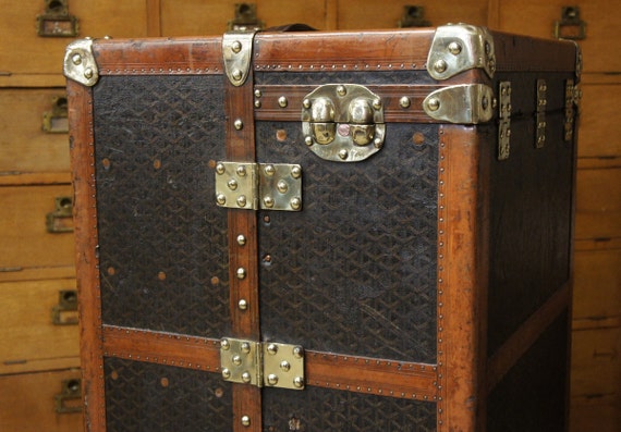 Vintage Wardrobe Trunk, Built-In Jewelry Tray