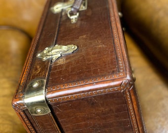 Valigia da viaggio di lusso in pelle pregiata effetto coccodrillo - Main Image