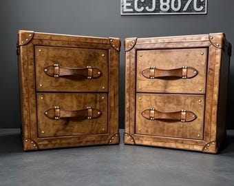 Comodini in pelle color miele - Coppia di bauli tinti a mano - Realizzati a mano in Inghilterra