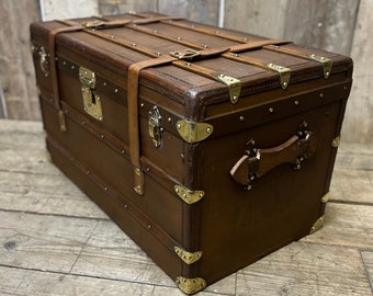 Moynat Luxury Travel Trunk, Circa 1907 , luxury Luggage