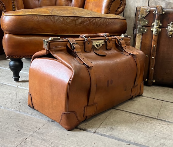 Vintage Leather Gladstone Satchel Bag Straps Luggage Suitcase