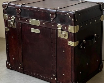 Medium hand dyed  leather chest - luxury custom English quality - travel accent