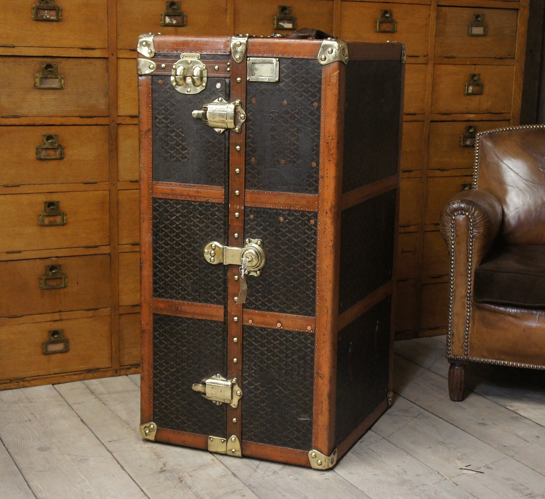 Sold at Auction: c.1920s Louis Vuitton wardrobe steamer trunk