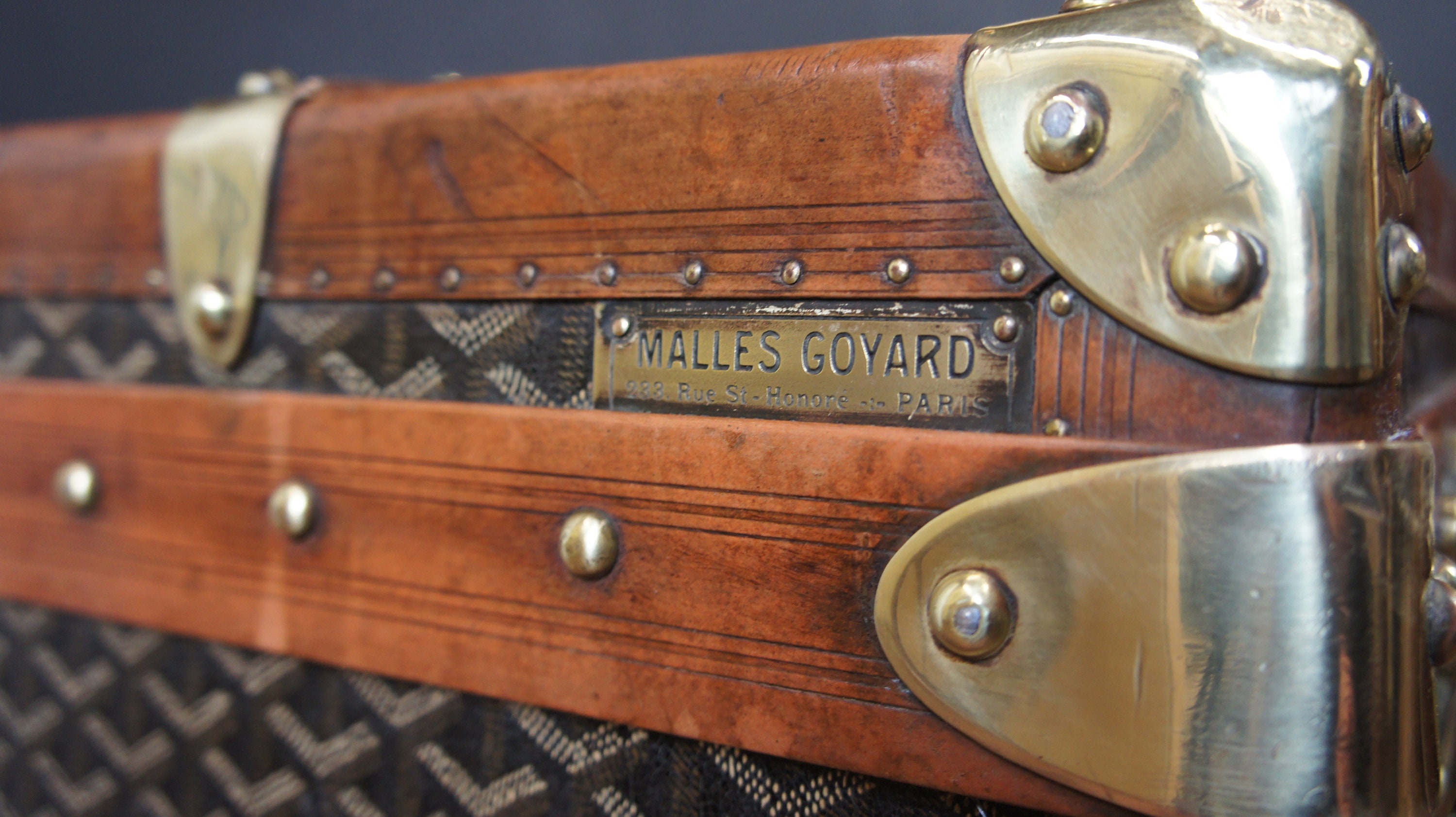 Lot 834: Malles Goyard Steamer Trunk