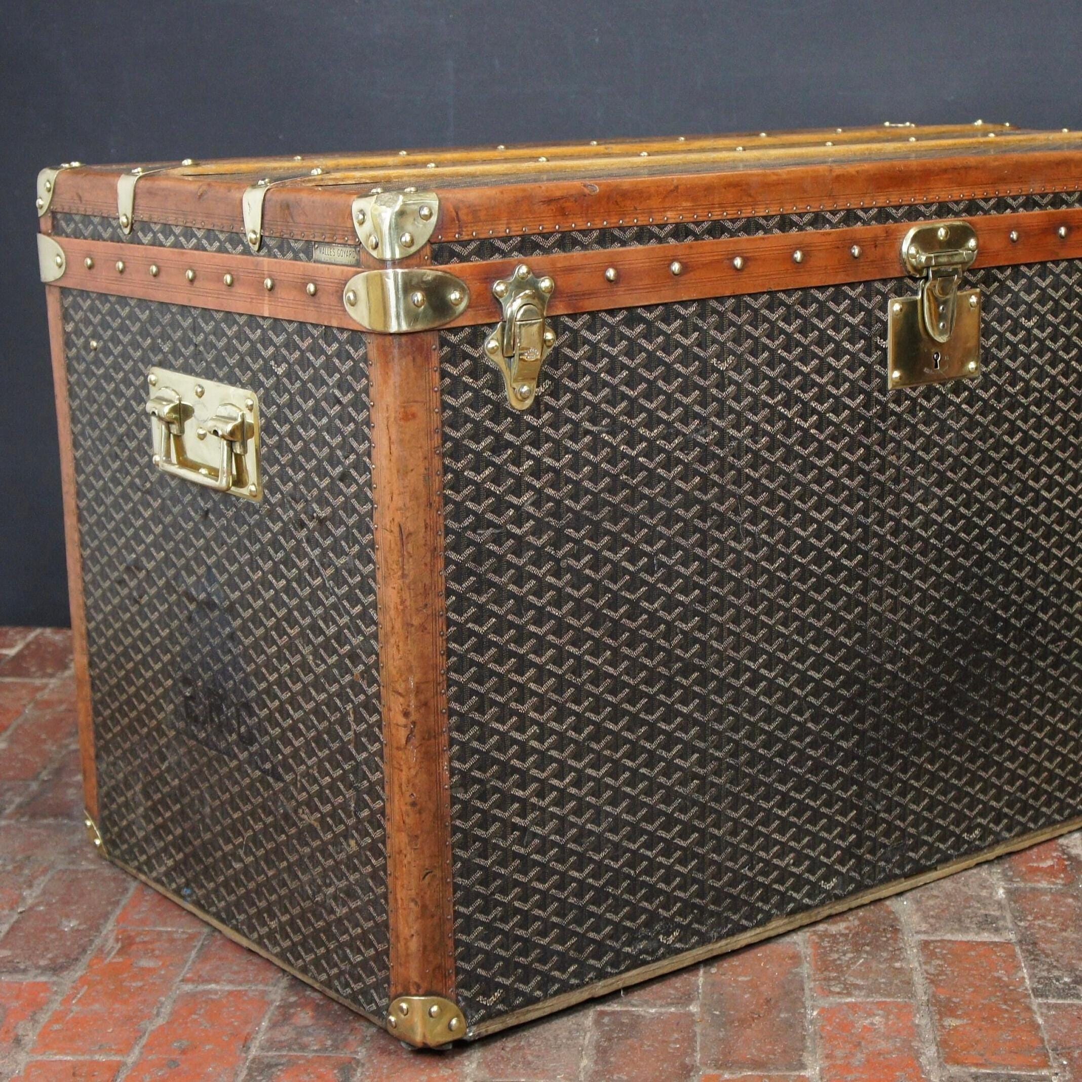 VINTAGE GOYARD TRUNK | GEE