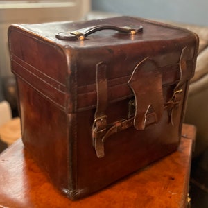 Rare Victorian Hatbox Trunk by John Pound London image 5