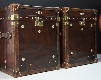 Baúles auxiliares de cuero antiguo