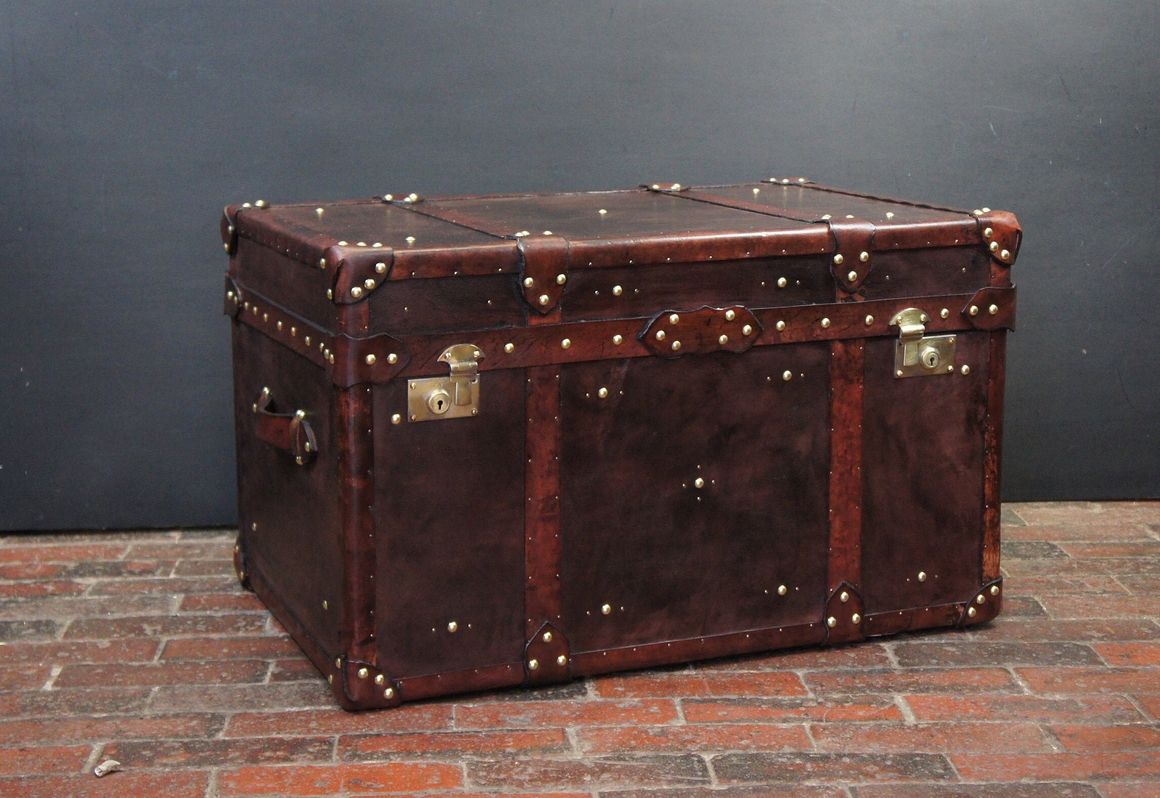 English Leather Handmade Steamer Trunk Coffee Table Bed End Etsy