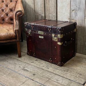 Handcrafted Storage Trunk Leather Chest Campaign Style Furniture Travel Inspired Design Premium Quality Construction English Craftsmanship Hand Dyed Bridle Leather Brass Fittings Console Table Side Furniture Living Room Bedroom Accent