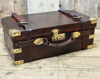 Oak Lined Brass & Leather Hunting Case Antique Cartridge