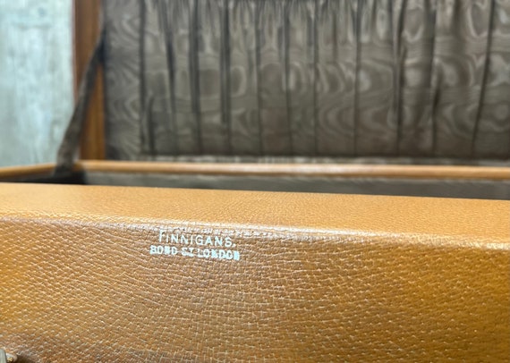 Finnigans Luxury 1920s Gentleman’s Travel Suitcase - image 6