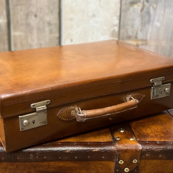 Luxe vintage bruinleren Engelse attache-aktetas met sleutel