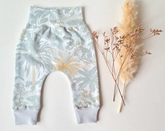 Handgemaakt babybroekje, harembroekje, harem, kraamcadeautje, kraamkado, uniek