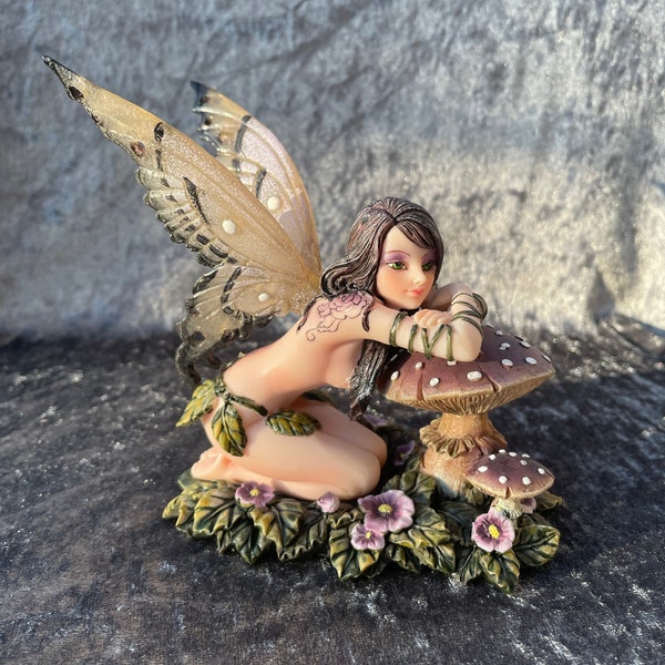 Fée de décoration avec un papillon - Petite fée pour cadeau