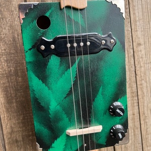 Cigar Box Guitar