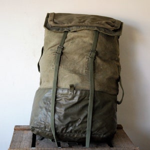 french f1 backpack