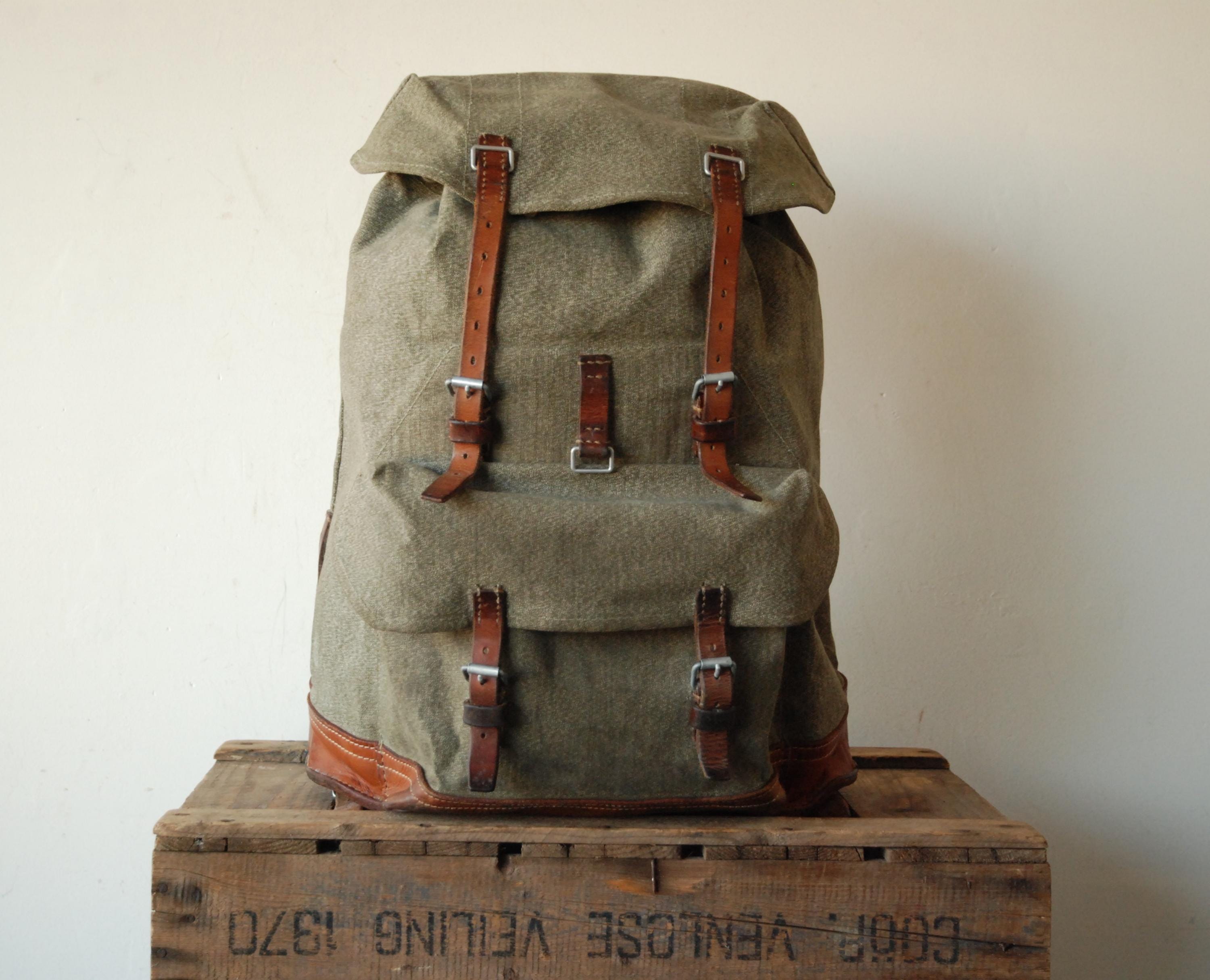 Swiss Army Backpack - Rucksack Salt and Pepper - Vintage Manbag