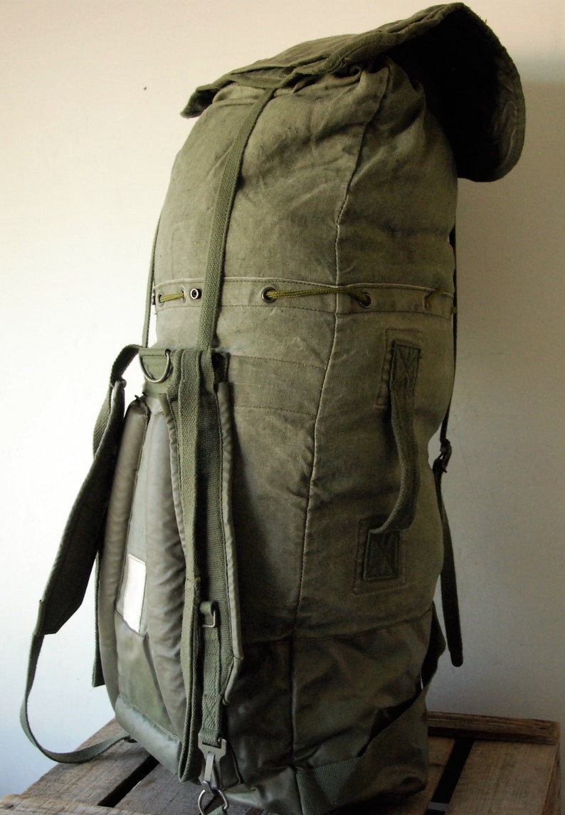 french f1 backpack