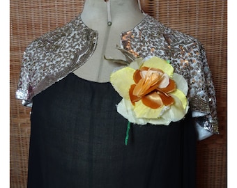 Vintage 1950s/50s 1960s/60s YELLOW FLOWER CORSAGE Costume Milinery Wedding