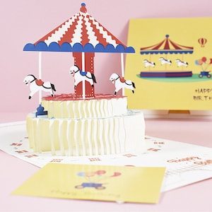 カルーセルケーキ バースデーケーキ バースデーポップアップカード 3Dポップアップカード バースデーカード用、子供みんなの誕生日カード