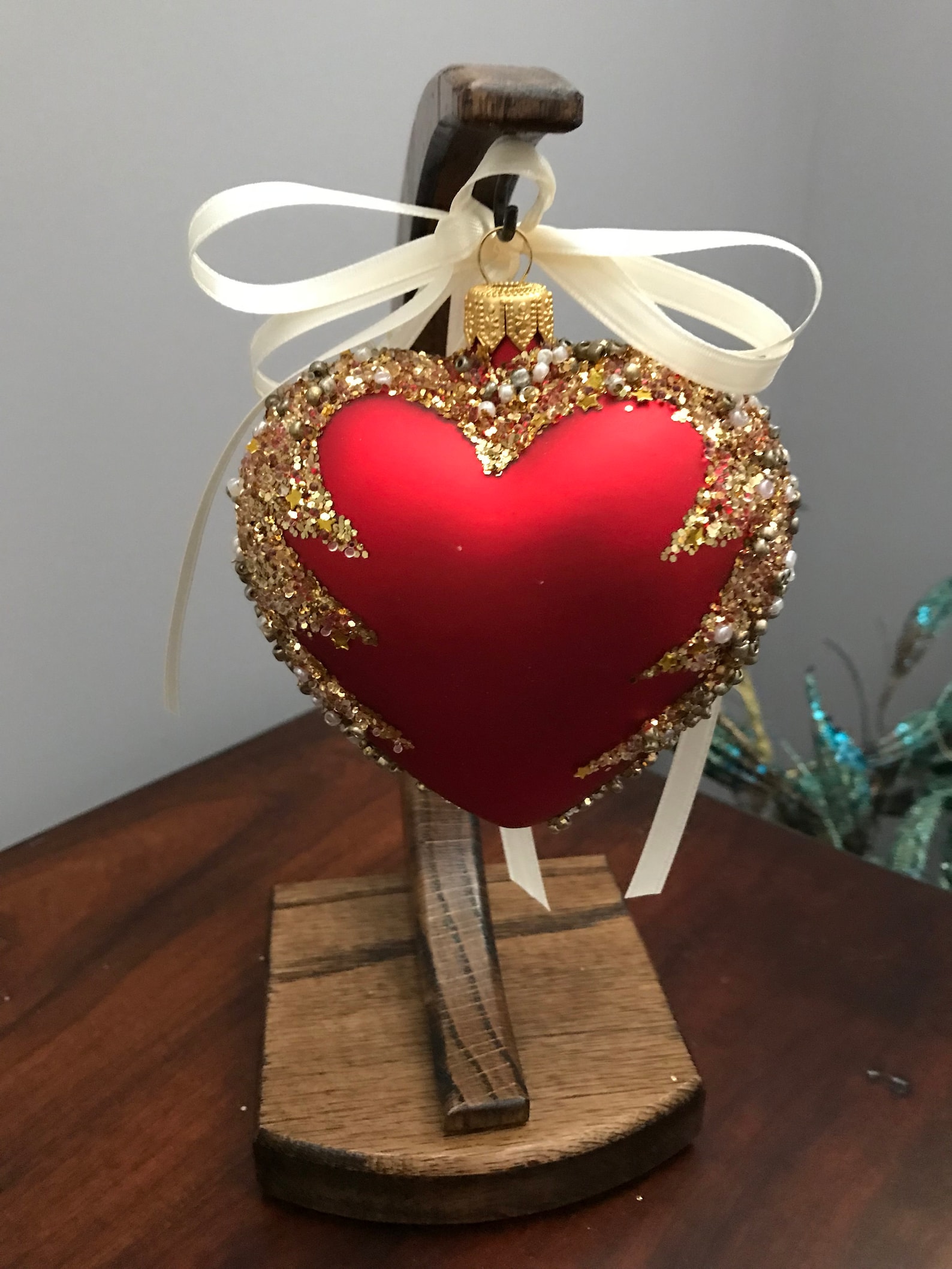 Ornament stand/ keepsake ornament stand / wood display stand / Etsy