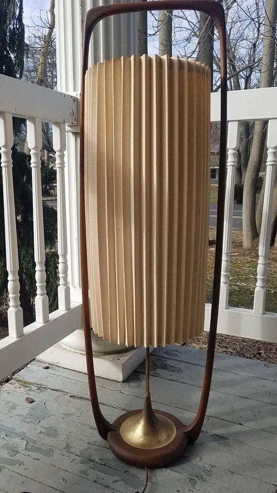 pearsall lamp