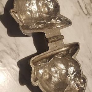 Antique mold ice cream rabbit bunny collectible Victorian antique E and Company mold 359