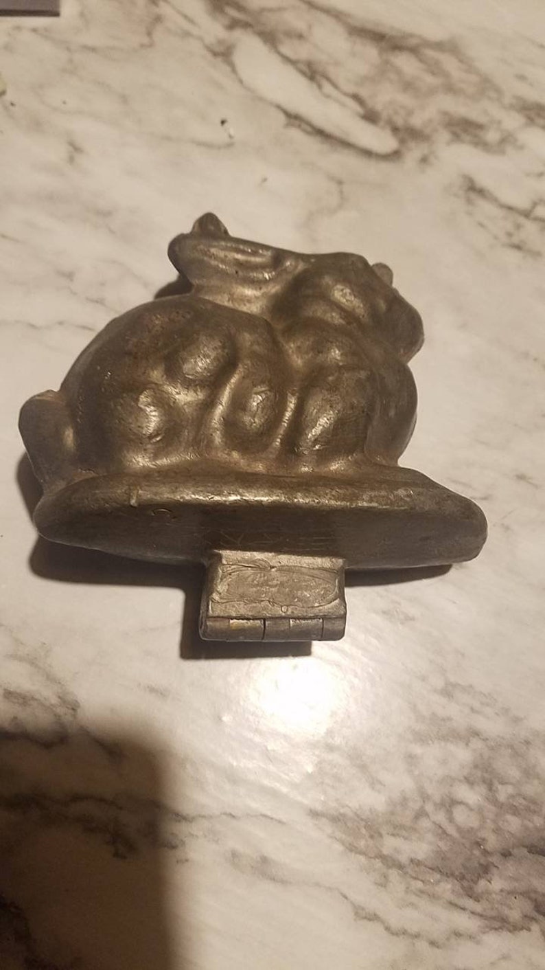 Antique mold ice cream rabbit bunny collectible Victorian antique E and Company mold 359