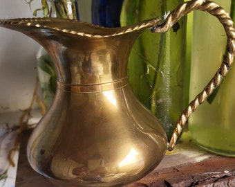 Vintage Messing Krug Wohnkultur Blumenvase Blumenarrangement Behälter Haus und Wohnen französisches Land Gold Wohnkultur Geschenkidee Land