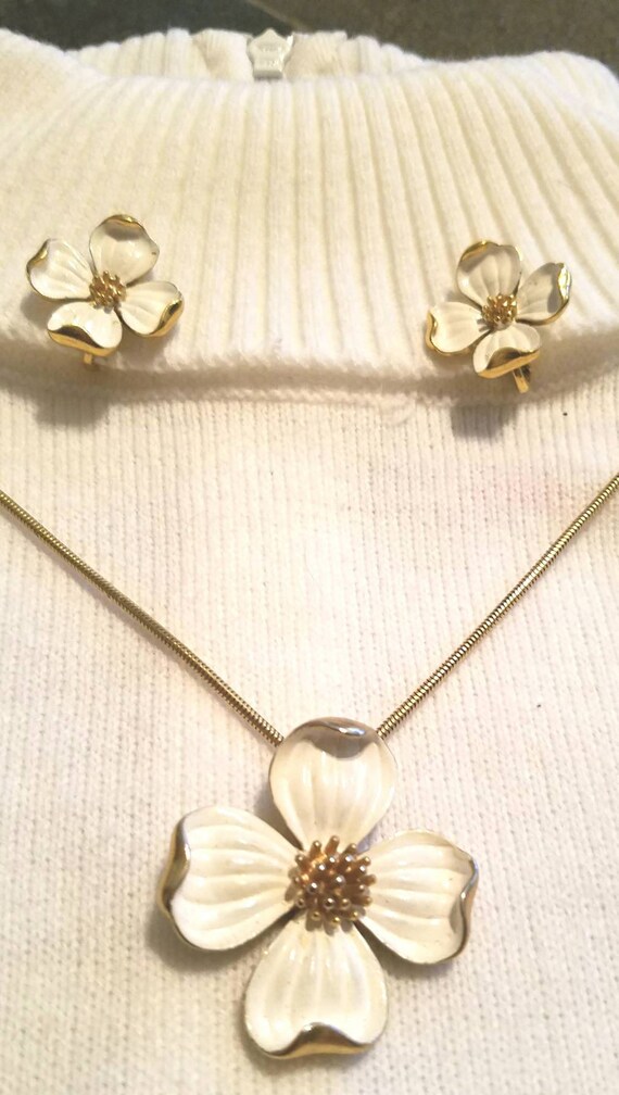 Vintage tafari jewelry set necklace earrings flowe