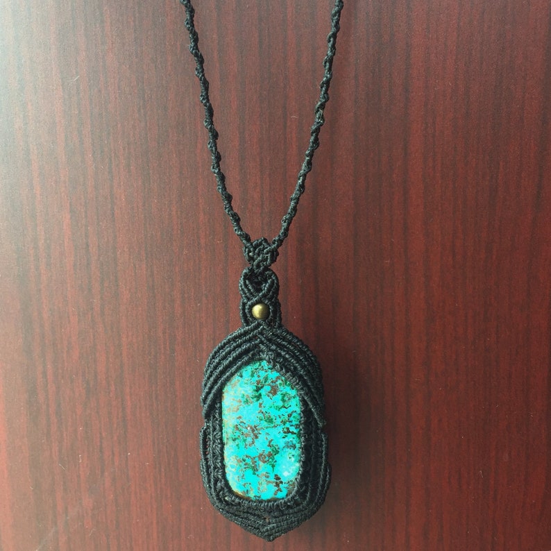 Handmade macrame necklace