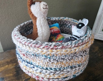 PATTERN/Aurora Pet Toy Basket Crochet Pattern/Crochet Basket Pattern/Super Bulky Yarn Basket/Toy Basket Pattern/Quick One Hour Crochet