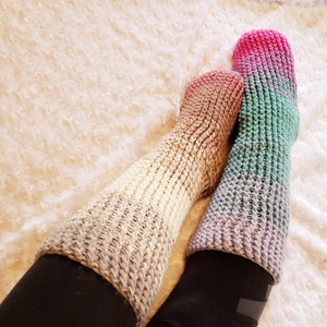 PATTERN/Two Hour Chunky Cozy Socks Pattern/Crochet Pattern/Crochet Sock Pattern/Sock Pattern/Easy Crochet Socks/Easy Crochet Sock Pattern