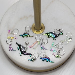 STITCH MARKERS/Dinosaur Parade Stitch Markers/Dinosaur Stitch Markers/Gold Silver Bronze Rainbow/Knitting Notions/Dinosaur Charms