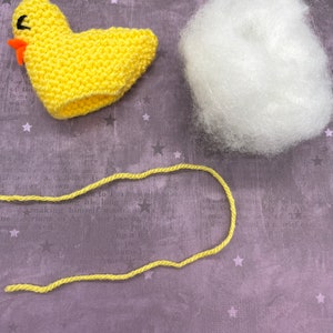 Easter chicks, egg holders, easter egg hunt, cover for cream egg, knitted chicks, Easter wedding favours, teachers gift image 5