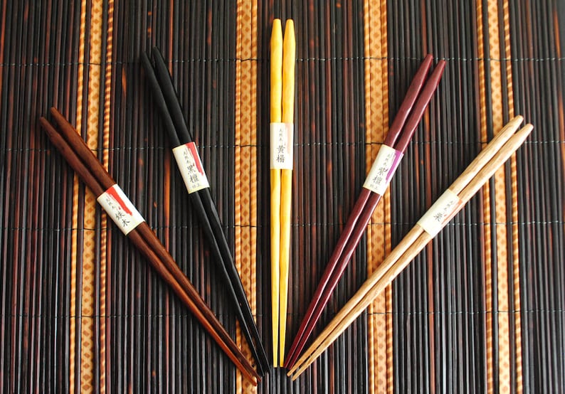 Japanischer Lack Holz Essstäbchen Set von 5 japanische | Etsy