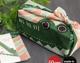 Beautiful japanese 'Furoshiki' wrapping cloth lovely crocodile pattern traditional textile Wabisabi _fu-051b