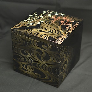 Beautiful Food Box &#39;JUBAKO&#39; Japanese  food container k2065t