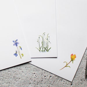 Mixed Floral Writing Paper and Envelope Set - 30 Sheets and 15 Envelopes - Gardener Gift - Designed By CottageRts