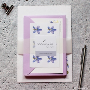 Violet Flower Stationery Set - Letter Writing Set - Lovely Gift or Christmas Present