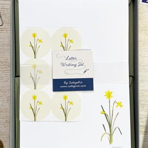 Daffodil Letter Writing Paper | Tête a Tête | Spring Stationery Set - Designed By CottageRts