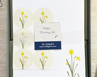 Daffodil Letter Writing Paper | Tête a Tête | Spring Stationery Set - Designed By CottageRts