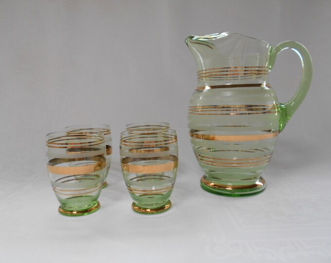 Vintage Green Glass Lemonade or Water Set With Four Glasses Etsy