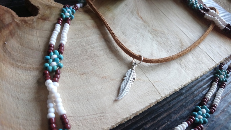 Beautiful tan faux suede cord choker with feather charm pendant 12-15