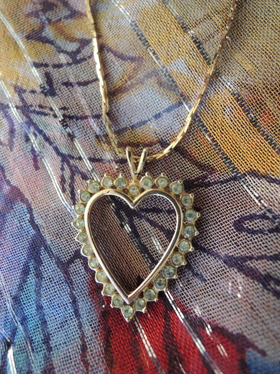 Monet outlet heart necklace