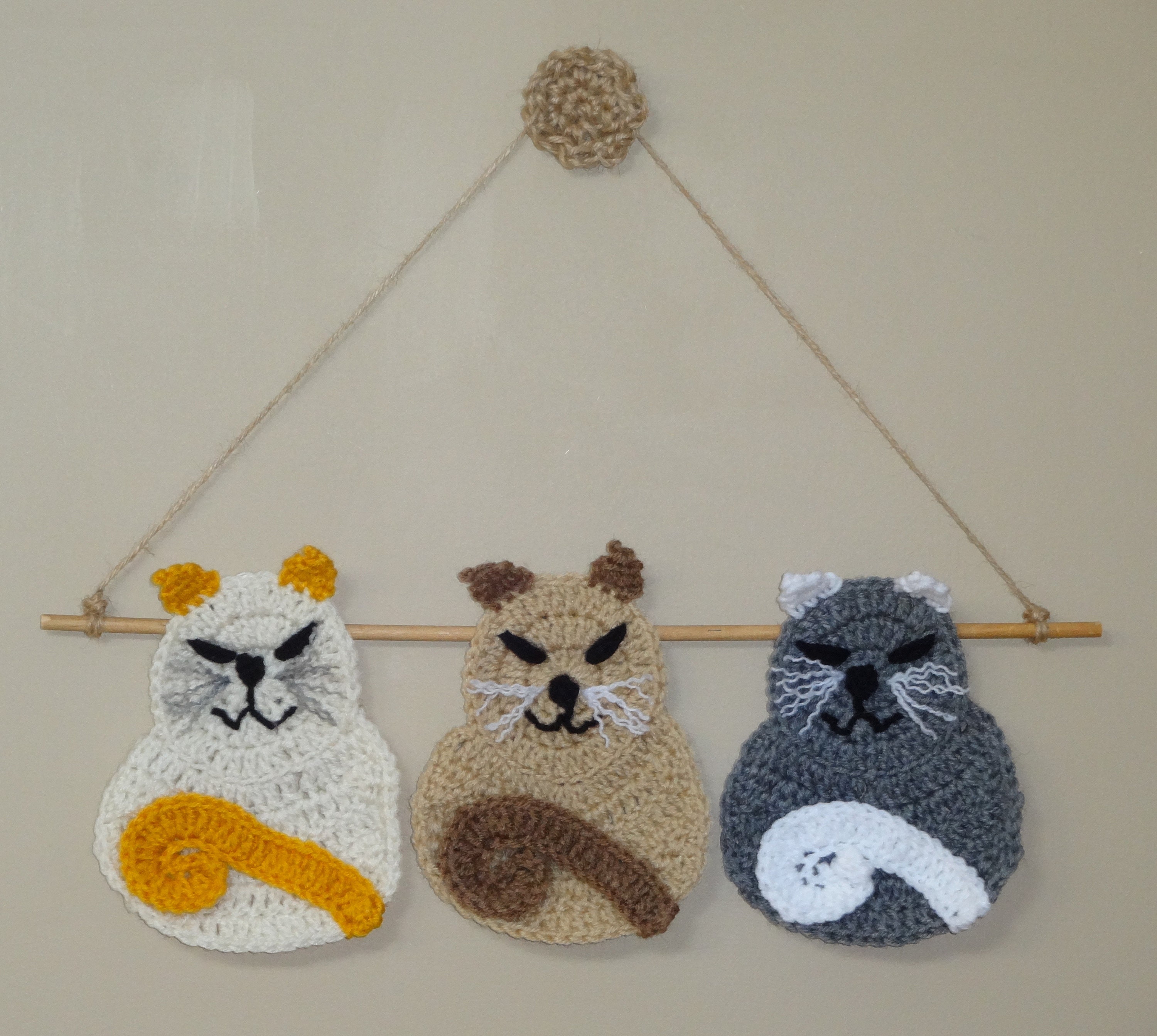 Happy Cats Crochet Pattern and Wall Hanging Instructions - Etsy