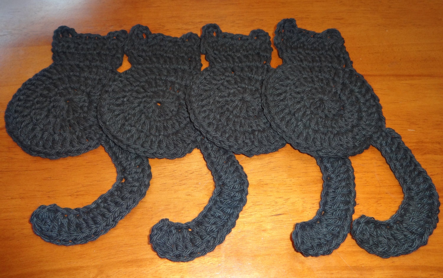30 Cat Coaster Crochet Patterns for Cat Lovers, Gifts, and Cozy Home Decor 29 Black Cat Coaster Crochet Pattern