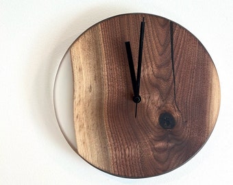 Walnut and Resin Clock | Wood Clock | Wood and Resin Clock | Wood and Epoxy Clock | Walnut Clock | Clock