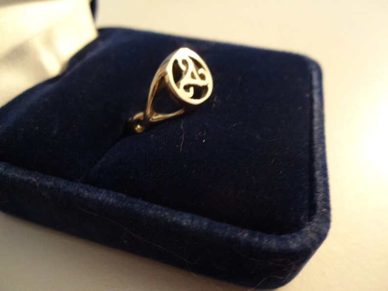 Bague Triskel Argent Sterling 925 Gr 7**Exp\u00e9dition gratuite au Canada**Free shipping to Canada**Cadeau id\u00e9al